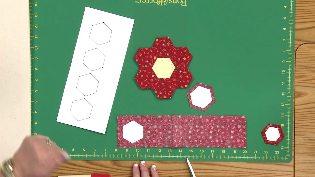 What is English Paper Piecing? + 10 Free Patterns