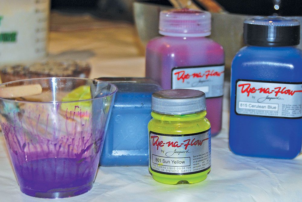 Jacquard Dye-Na-Flow Fabric Paint