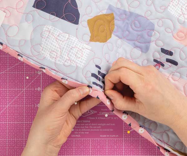 Binding a Quilt: A Sew Easy Lesson