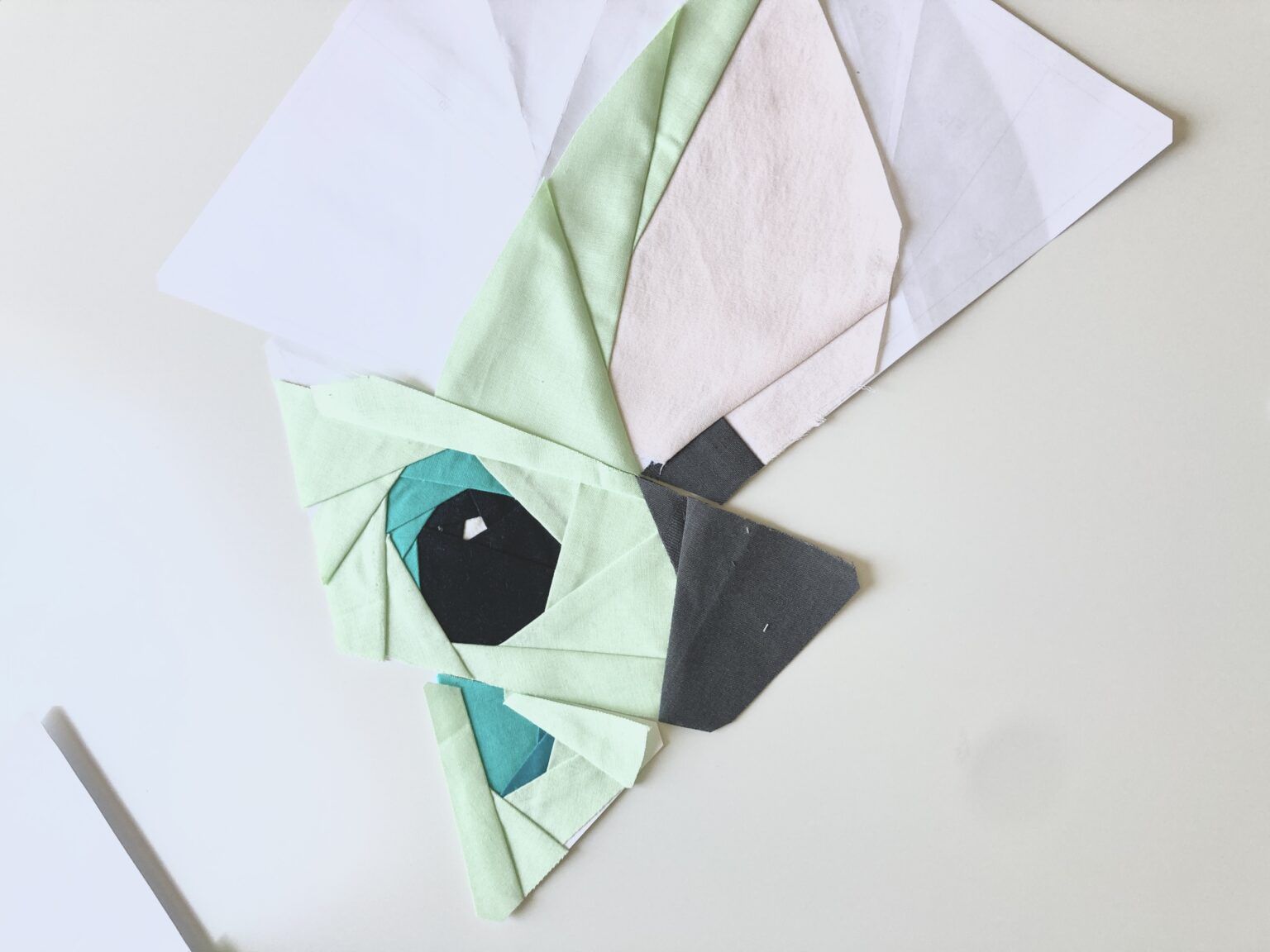 how-to-make-a-yoda-quilt-block-may-the-force-be-with-you